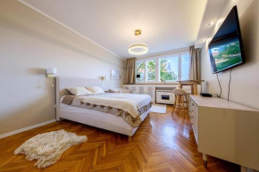 Chain Bridge Studio Budapest